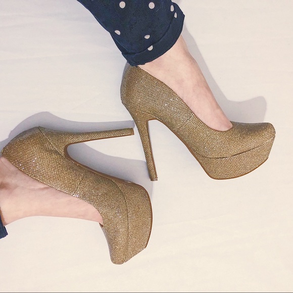 Jessica Simpson Shoes - Jessica Simpson Gold Sparkly Platform Heels